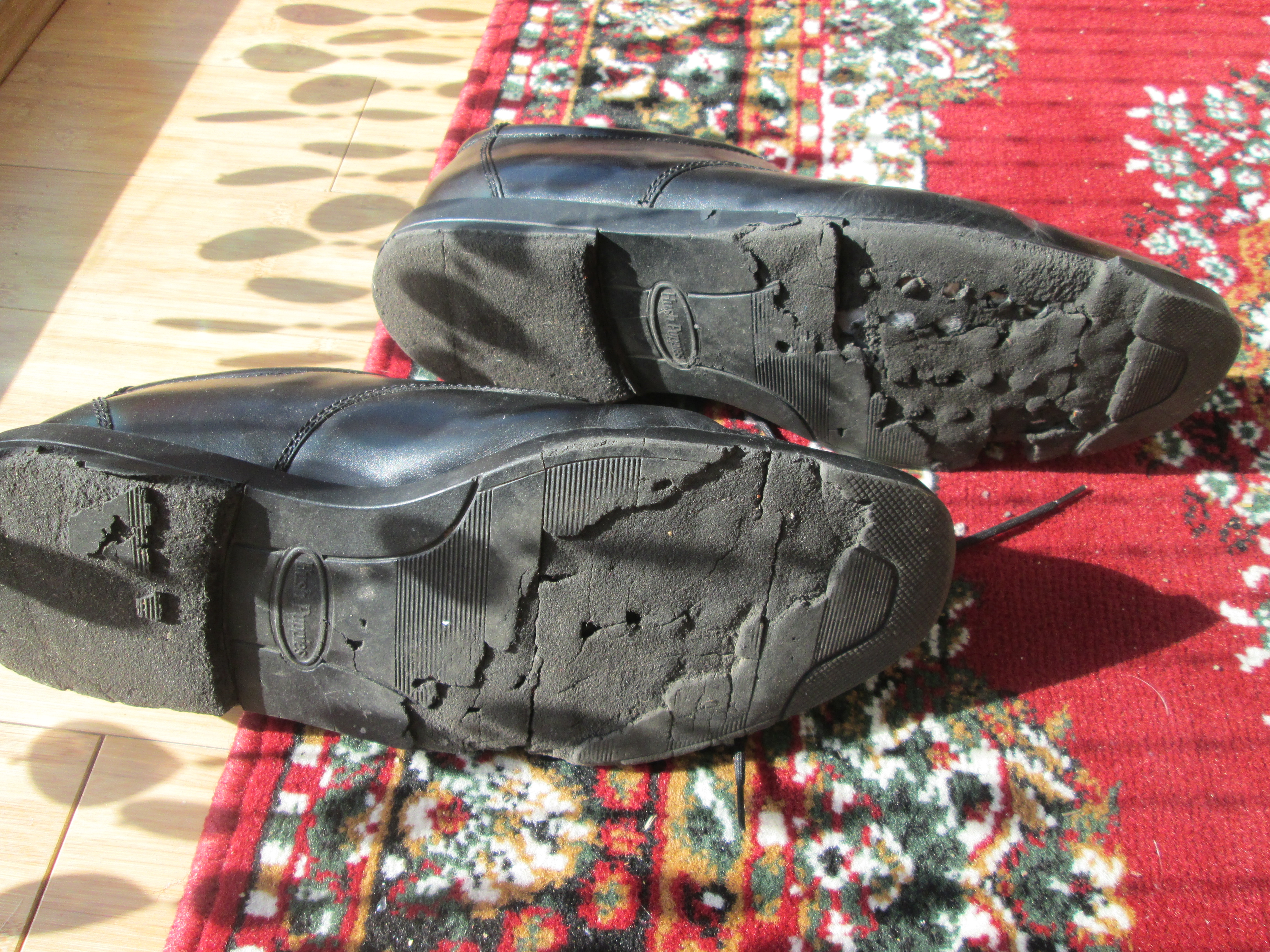 Hush Puppies Men's Gil Lightweight Leather Slip-On Walking Shoes, HM01108,  $100 | eBay